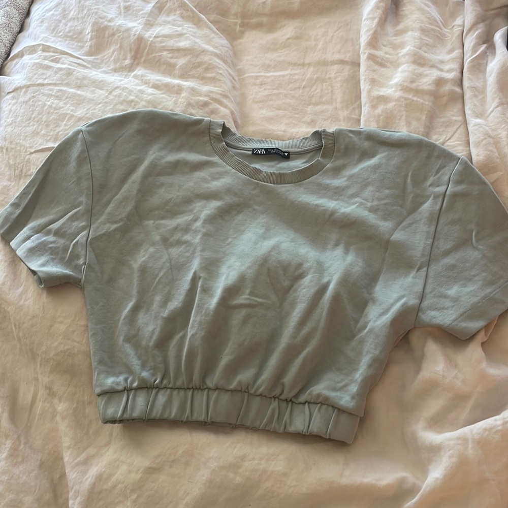 Zara sage green crop top, perfect for summer! Only work once and then I got preg